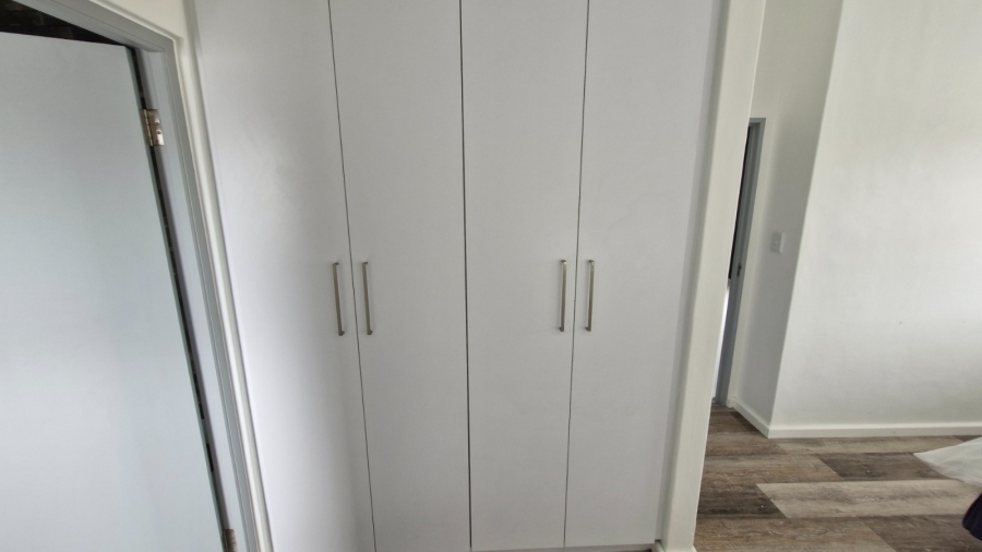 32 Bedroom Property for Sale in Table View Western Cape